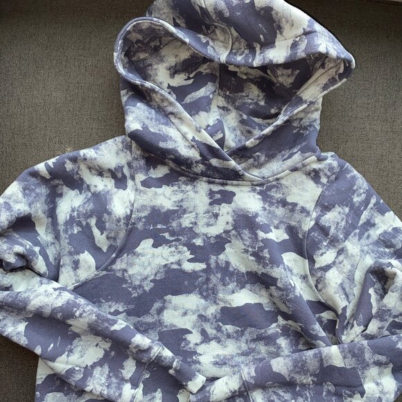 Lululemon Loungeful Cropped Hoodie - Picture 2 of 3